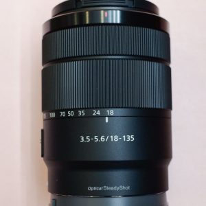 Ống kính Sony E 18-135mm F3.5-5.6 OSS New tách kit