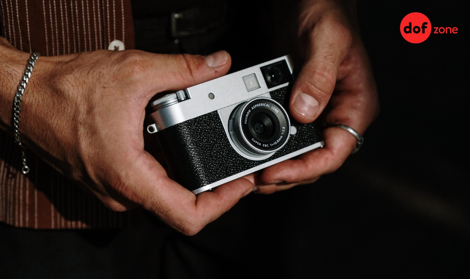 May-anh-half-frame-la-gi-Co-gi-khac-so-voi-may-anh-full-frame--10.jpg