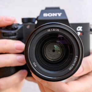 Sony FE 35mm f/1.8 (SEL35F18F) | Chính Hãng - Ảnh 2