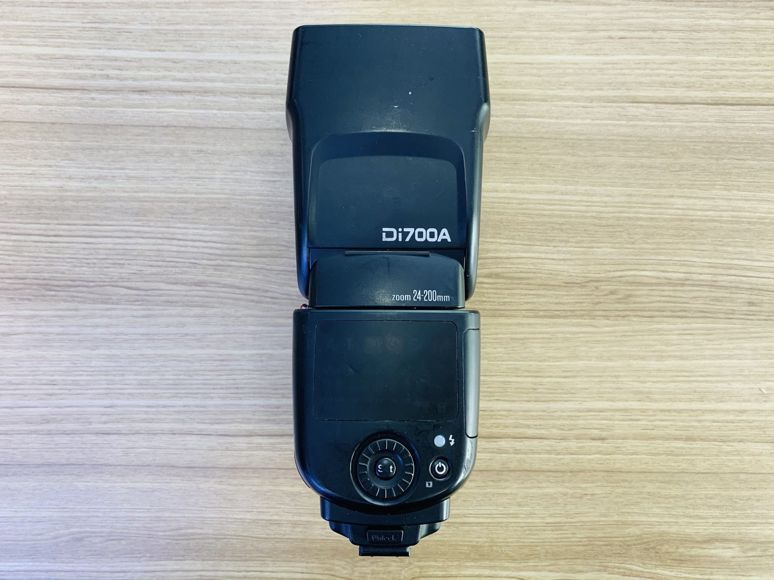 Đèn Flash Nissin Di700a Sony cũ - Mã SP 9200 - Ảnh 2