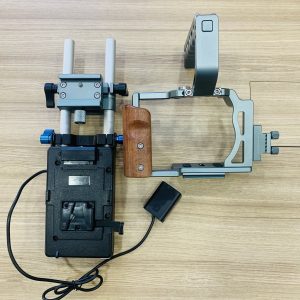 Khung máy Sevenoak kèm top handle và đế pin v-mount cho a7S2 cũ