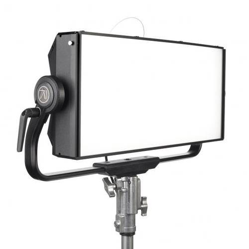 Đèn Aputure Nova P600c - chipset RGBWW Led Panel - Ảnh 2
