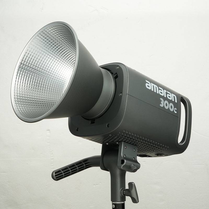 Đèn LED APUTURE 300c RGBWW Full-Color 300W - Chính Hãng - Ảnh 2