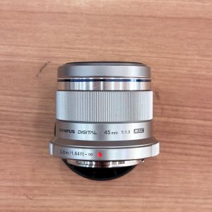 Ống kính M.Zuiko Digital 45mm F1.8 Bạc cũ Mã SP 2665 - Ảnh 3
