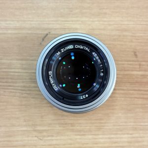 Ống kính M.Zuiko Digital 45mm F1.8 Bạc cũ Mã SP 2665 - Ảnh 2