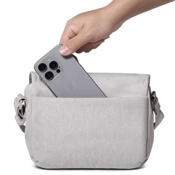 Túi đeo vai đựng máy ảnh khi đi du lịch dung tích 3L Ulanzi F01 Chính hãng Màu Trắng - Ảnh 3