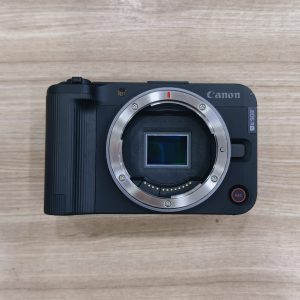 Canon EOS R50V body đen cũ Mã SP 1152