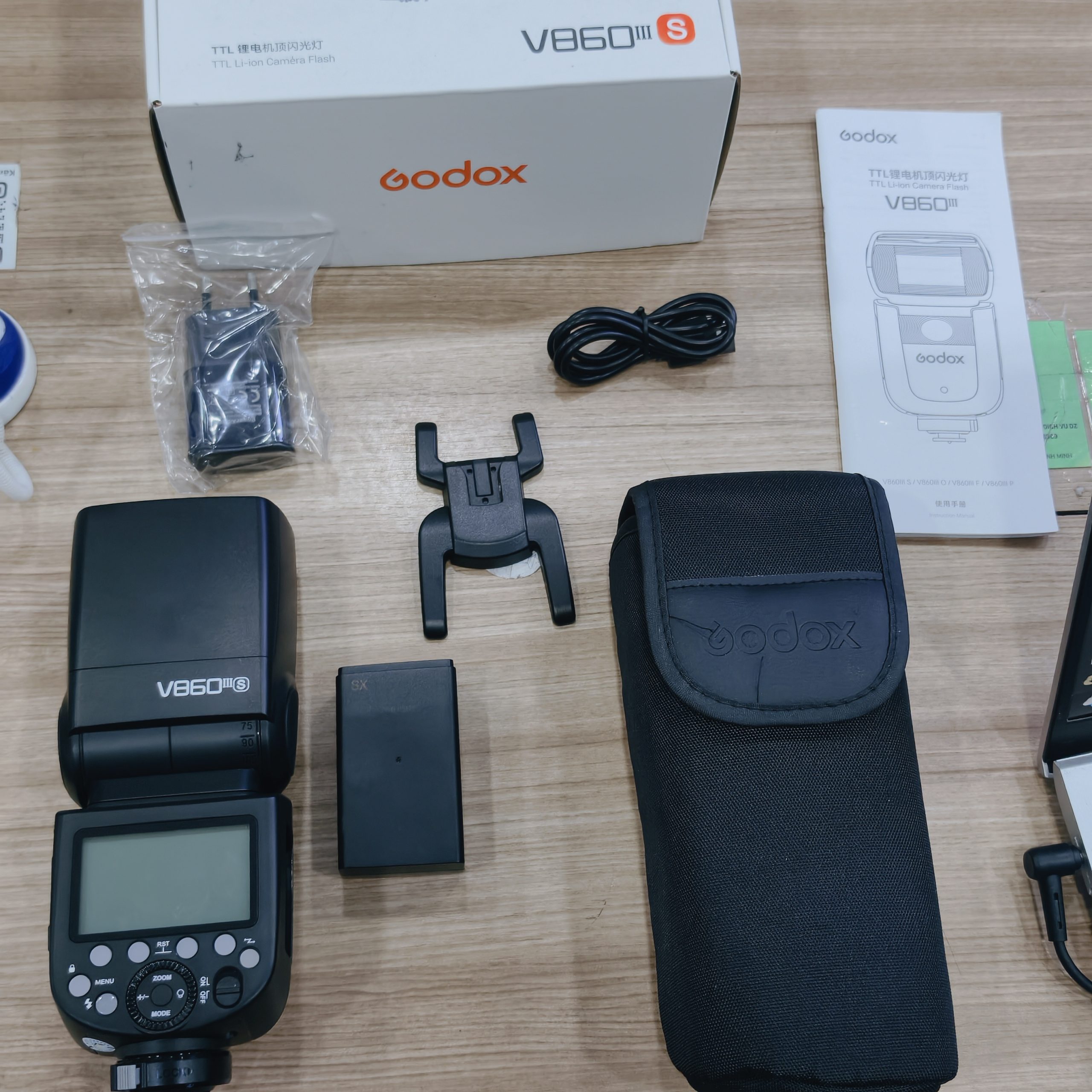 Godox V860III Sony cũ - Ảnh 2