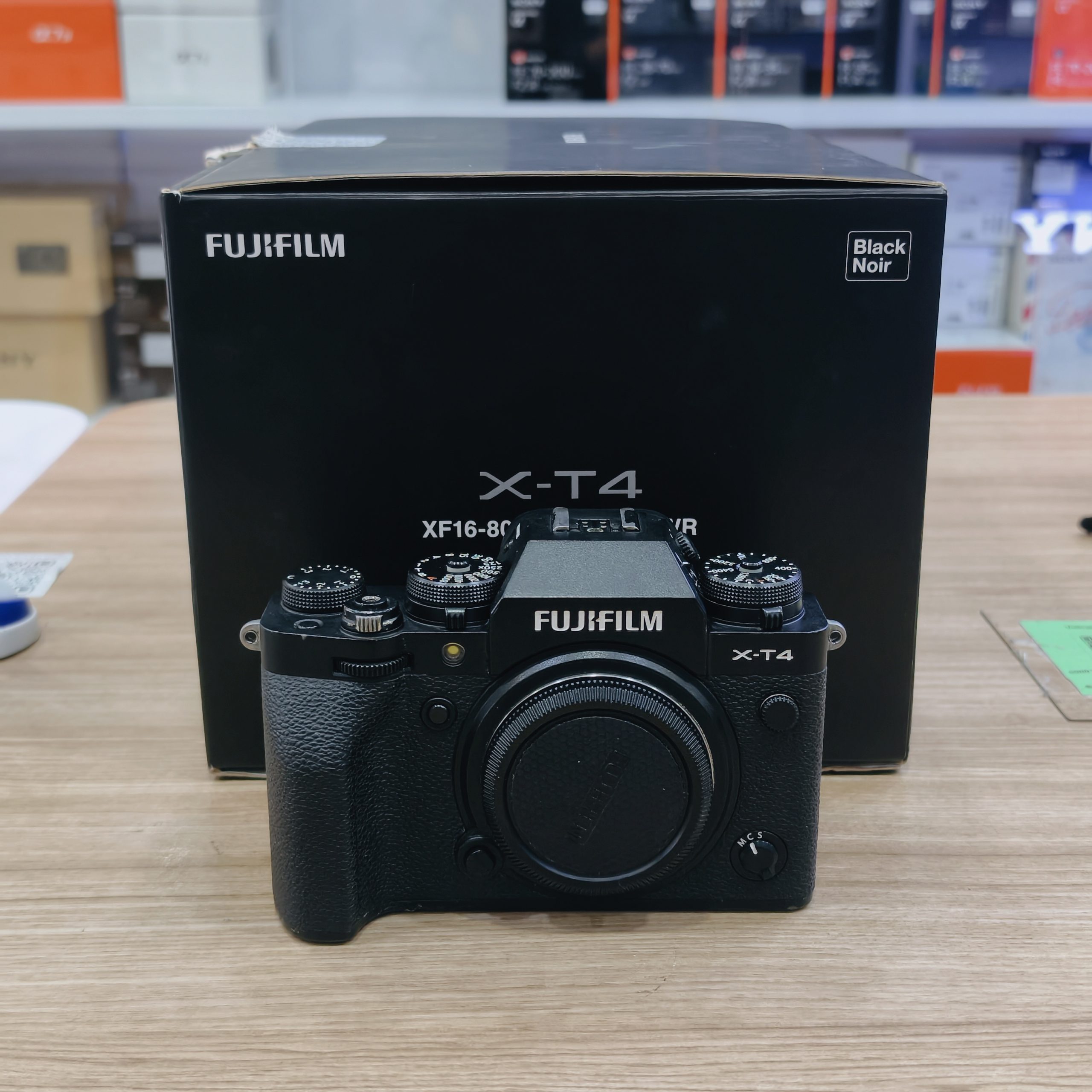 Máy ảnh Fujifilm X-T4 Body đen Cũ Mã SP 9241