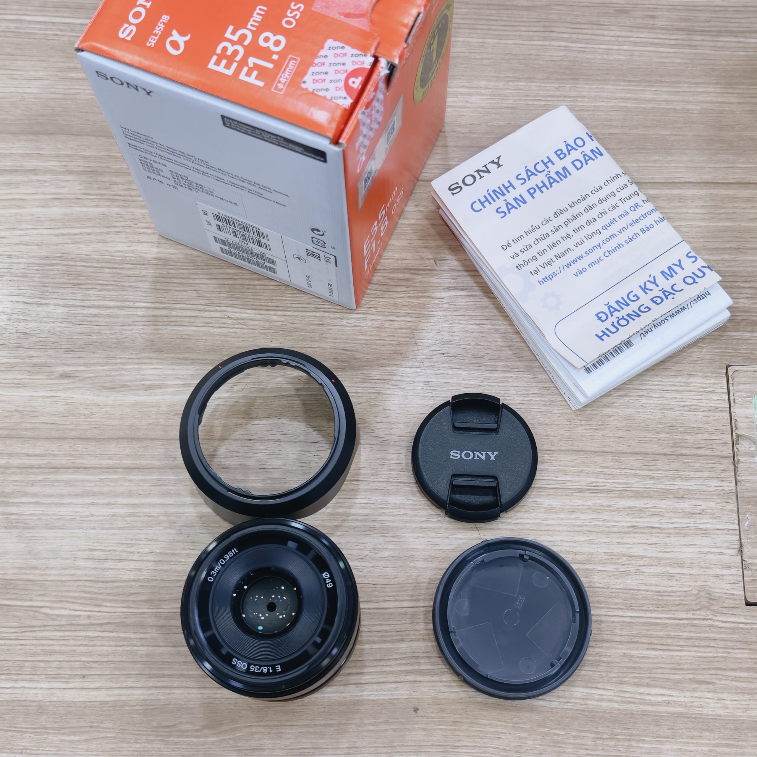 Ống kính Sony SEL 35mm F1.8 cũ Mã SP 6607 - Ảnh 2